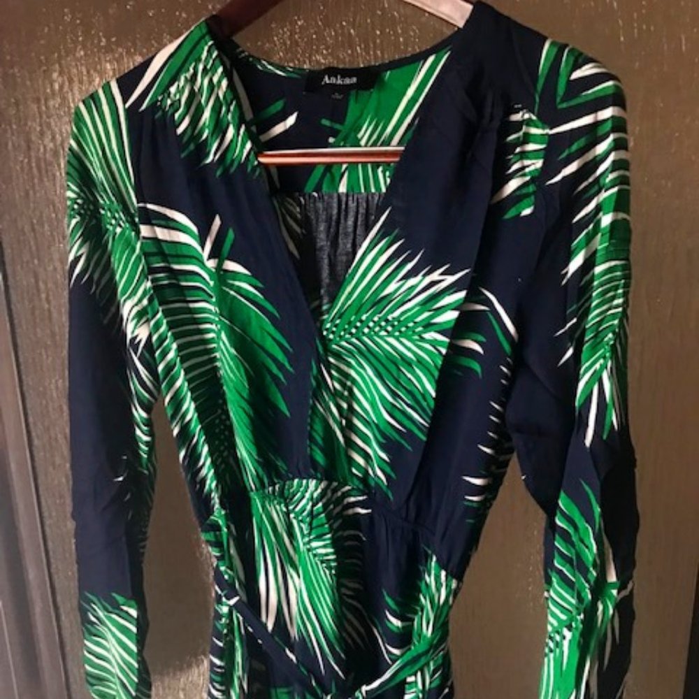 Aakaa maxi dress palm design size lg